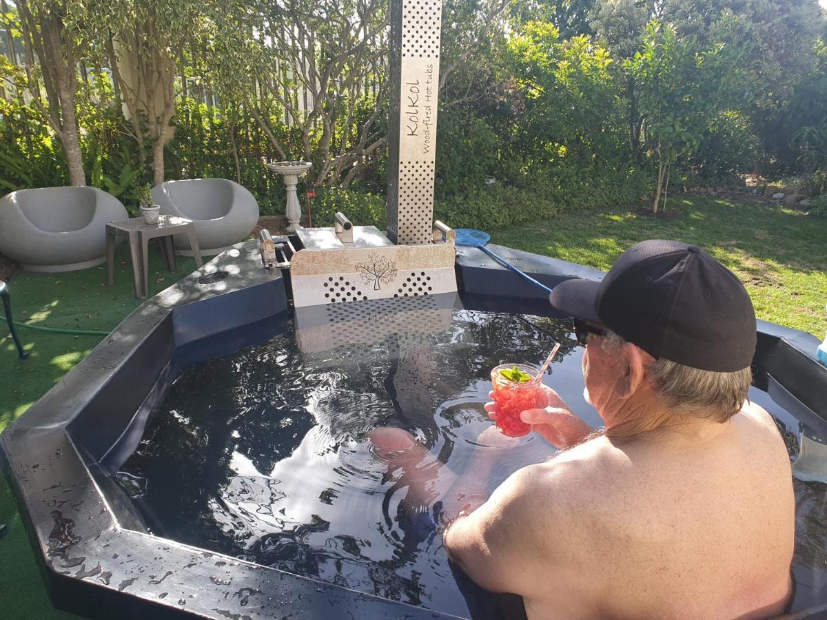 Plett57 - Self Catering - Room No2 プレッテンバーグ・ベイ エクステリア 写真